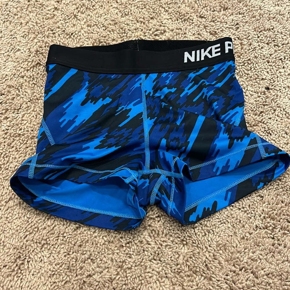 XS Nike Pro Shorts